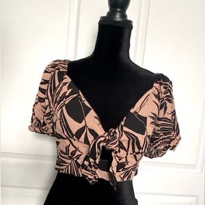 Wild Fable Floral Cut Out Adjustable Tie Crop Top